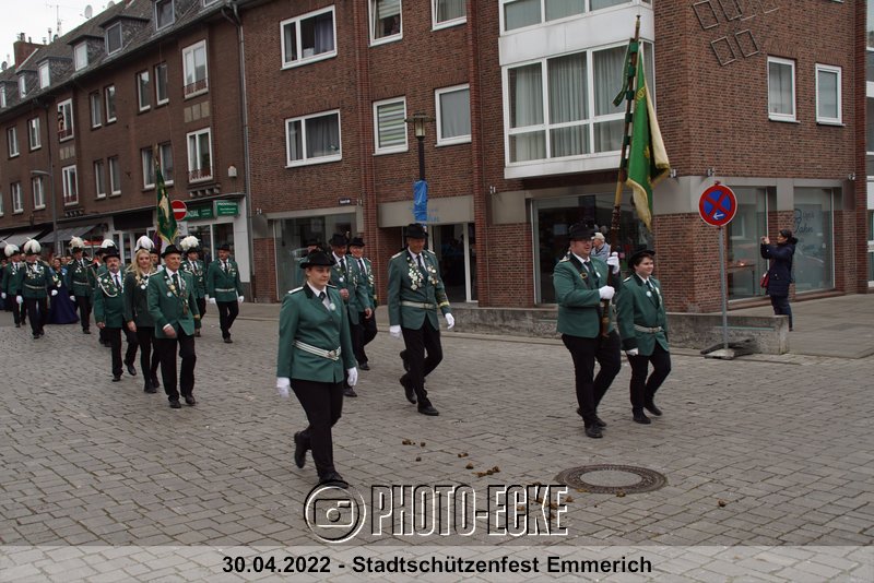 221.jpg