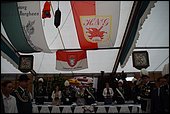 077.jpg