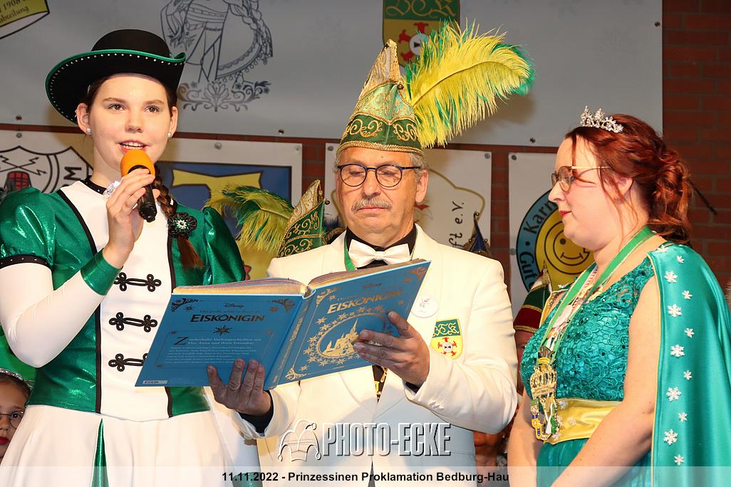 070.jpg